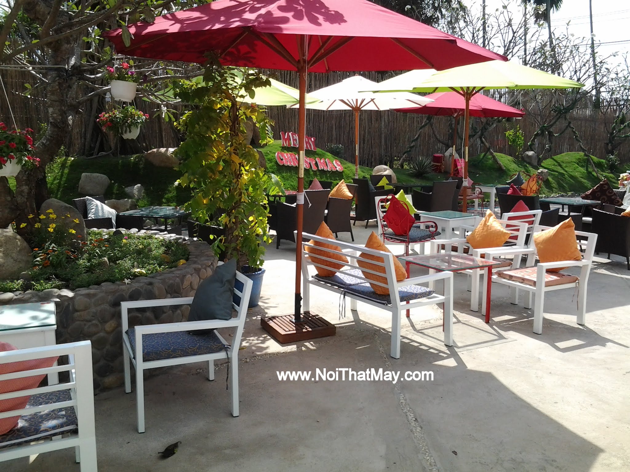 Minh Thy Furniture cung cấp nội thất ngoài trời tại Cafe art garden