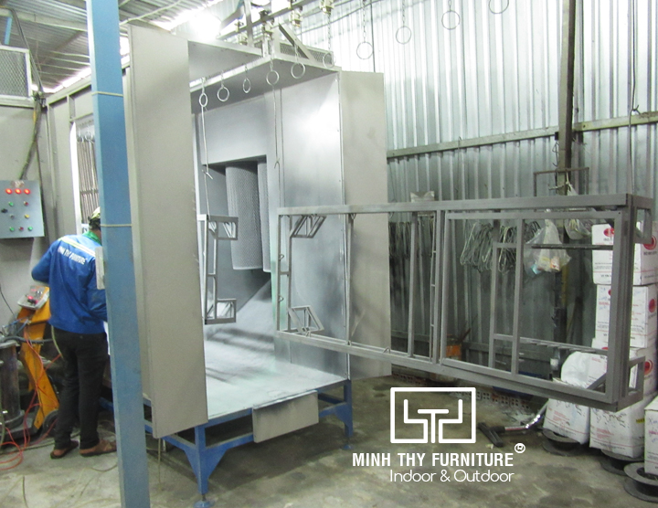 sơn tĩnh điện khung ghế hồ bơi sơn tĩnh điện khung ghế hồ bơi