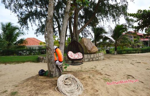 Ghế Hồ Bơi Nhựa Giả Mây