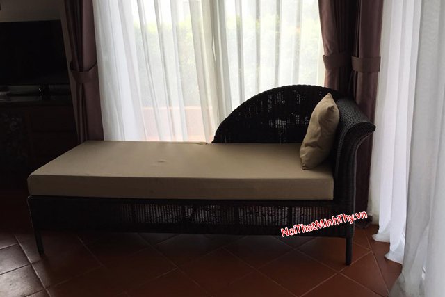 Ghế Hồ Bơi Nhựa Giả Mây