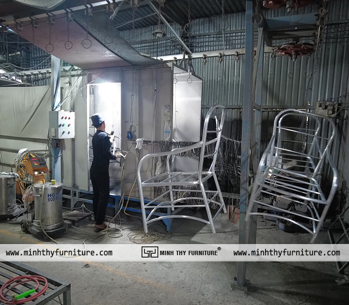 sơn tĩnh điện nội thất kim loại giúp tăng độ bền và giữ màu ổn định