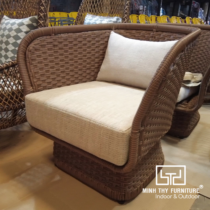 Ghế thư giãn MT2060 sử dụng nệm dày 15 cm mang lại cảm giác ngồi êm ái. Ghế thư giãn MT2060 sử dụng nệm dày 15 cm mang lại cảm giác ngồi êm ái.